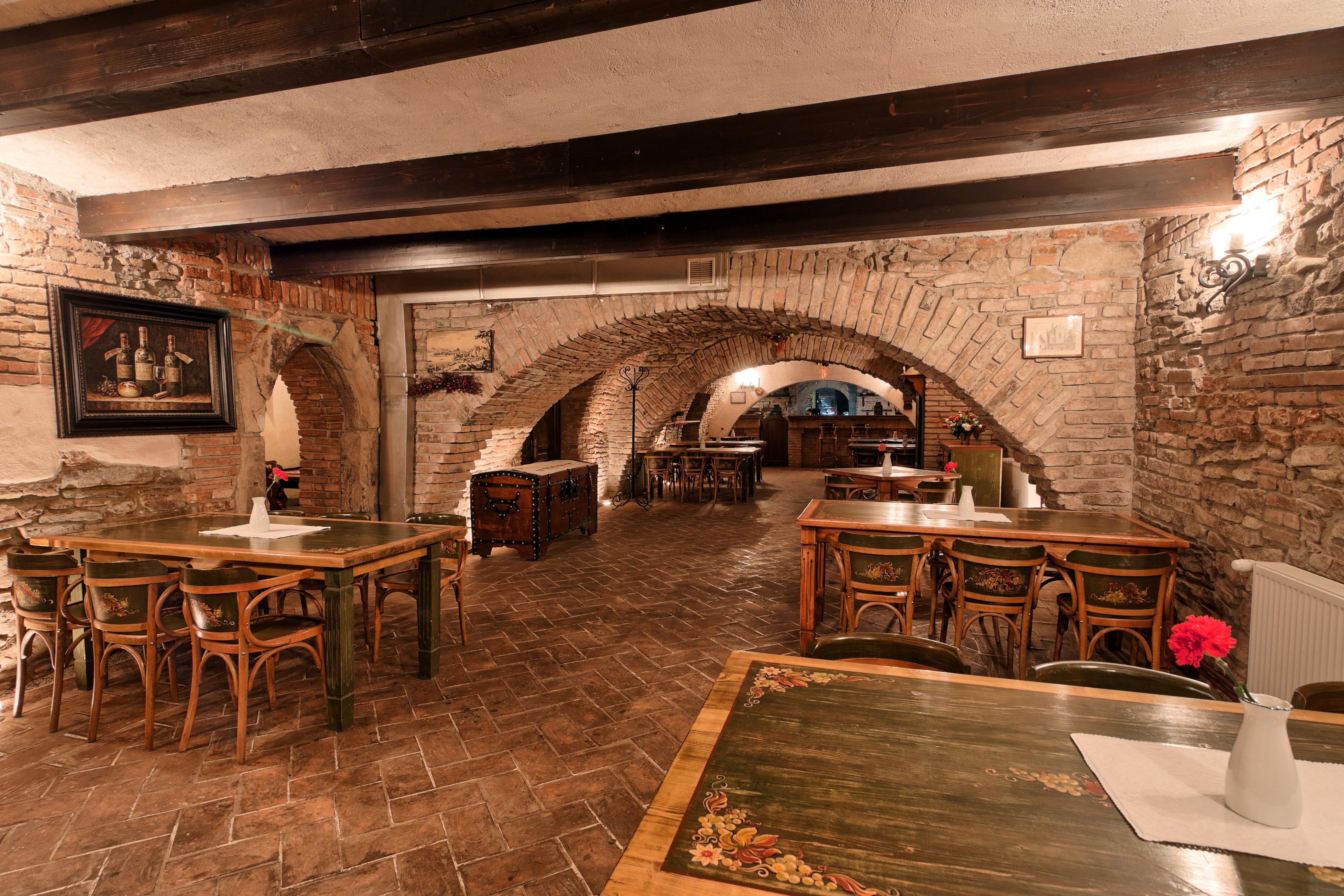 Hotel Traube Mediaş Εξωτερικό φωτογραφία