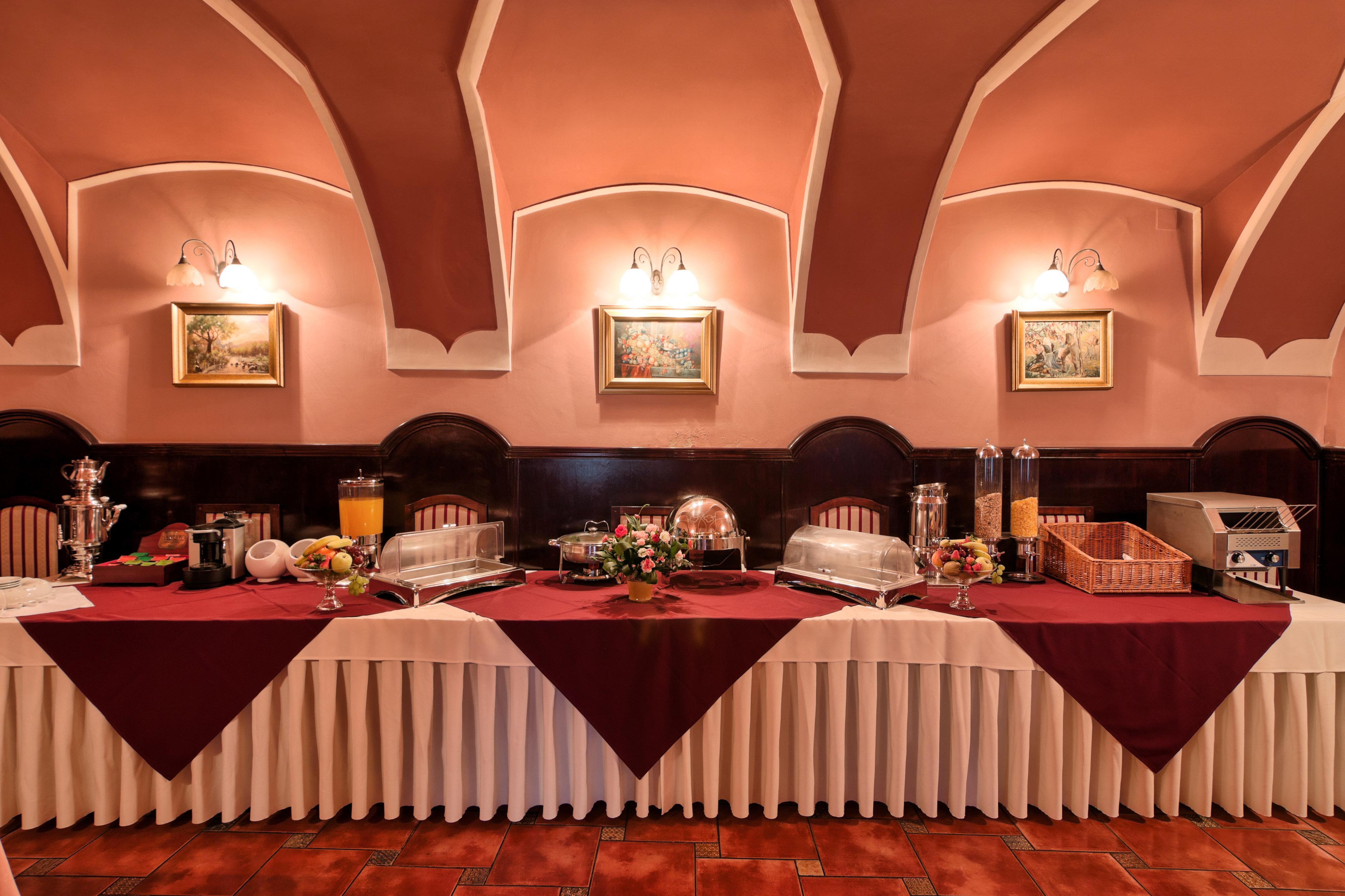 Hotel Traube Mediaş Εξωτερικό φωτογραφία