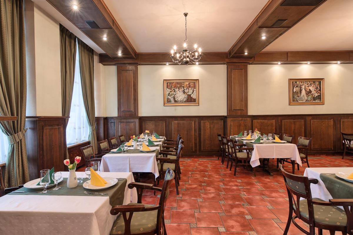 Hotel Traube Mediaş Εξωτερικό φωτογραφία