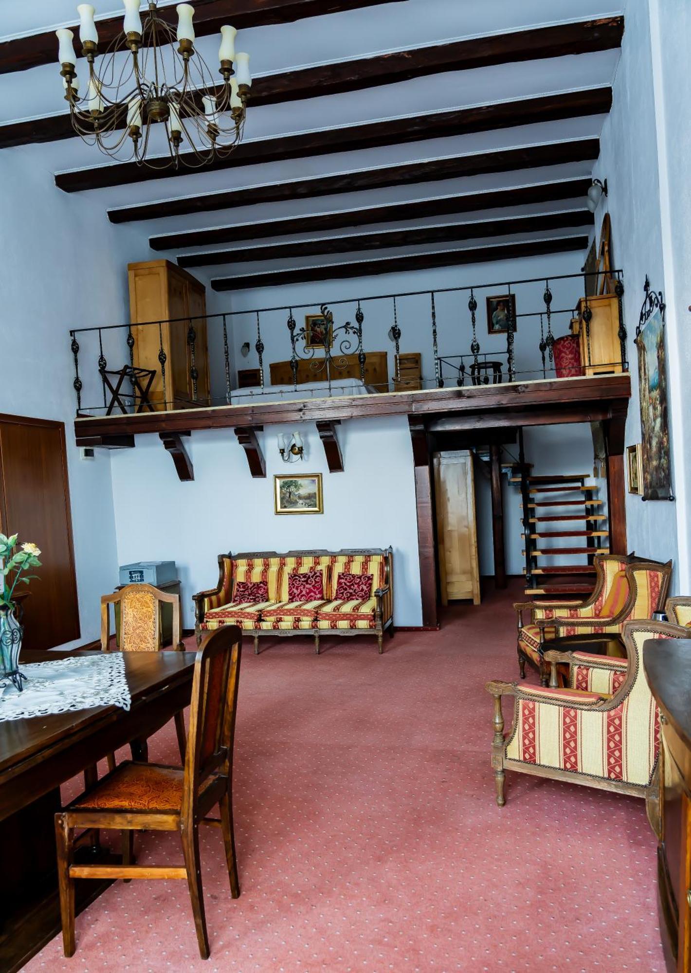 Hotel Traube Mediaş Εξωτερικό φωτογραφία
